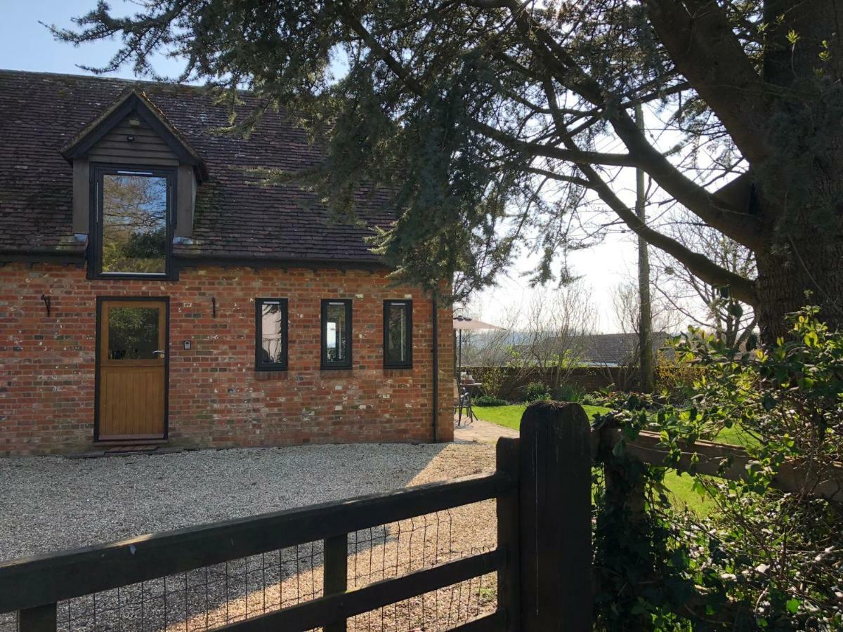 The Stable Barn *On The Edge Of The New Forest* Downton  外观 照片